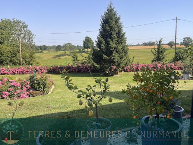 Vente Maison 7 pièces 192 m2 Beuzeville
