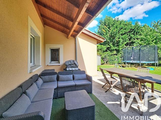 Vente Maison 7 pièces 192 m2 Corbas