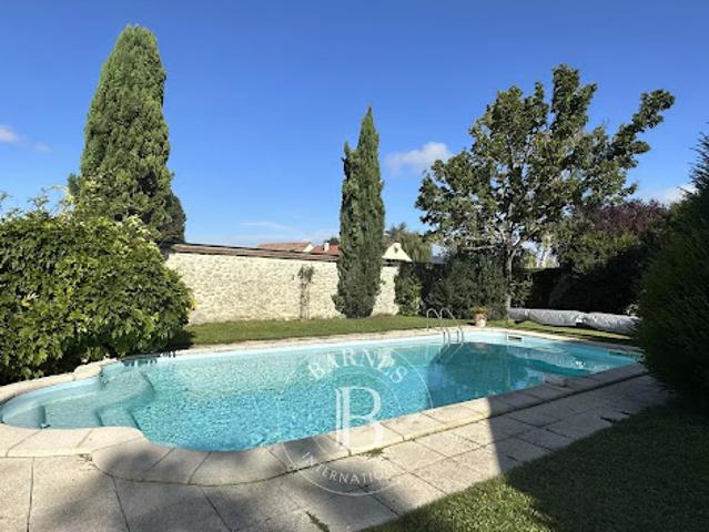 Vente Maison 7 pièces 192 m2 Roinvilliers