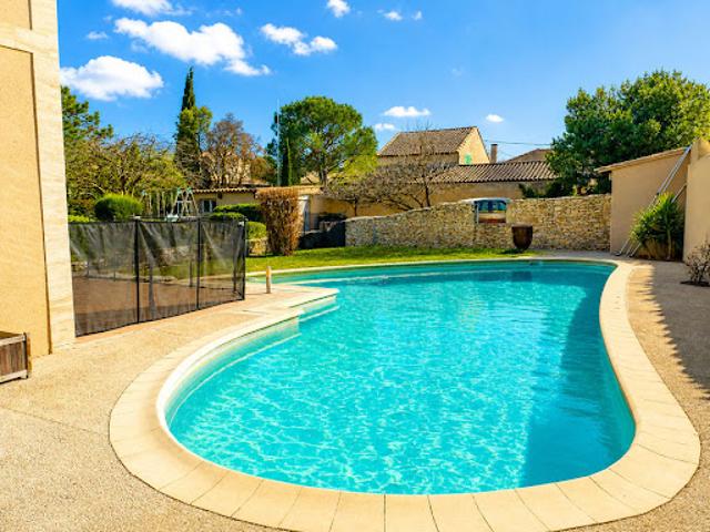 Vente Maison 7 pièces 192 m2 Villeneuve les avignon