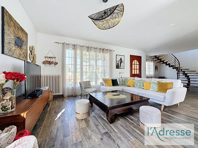 Vente Maison 7 pièces 193 m2 Bruguières