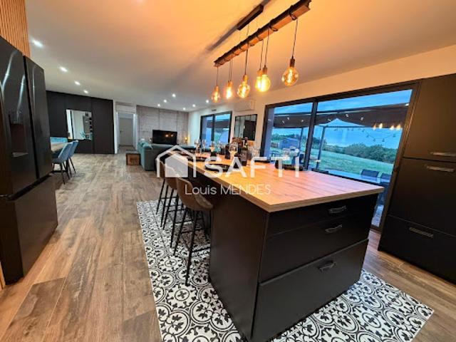 Vente Maison 7 pièces 193 m2 Cahors