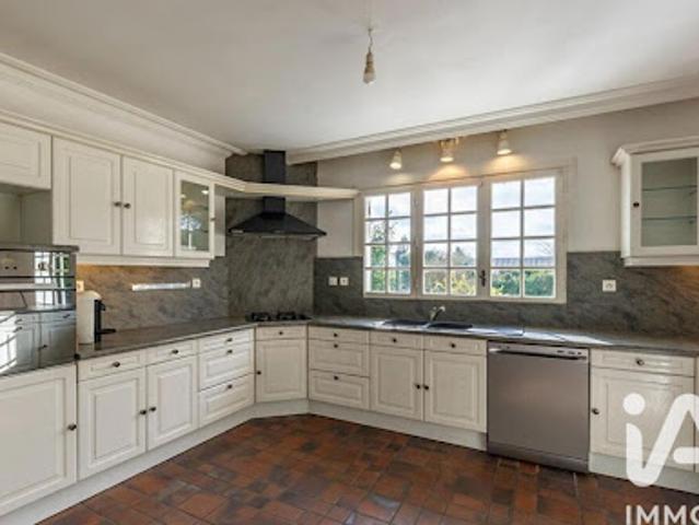 Vente Maison 7 pièces 193 m2 Saintry sur Seine