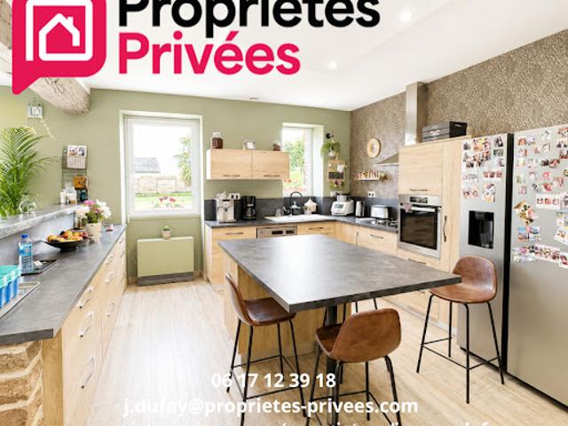 Vente Maison 7 pièces 193.13 m2 Ernée