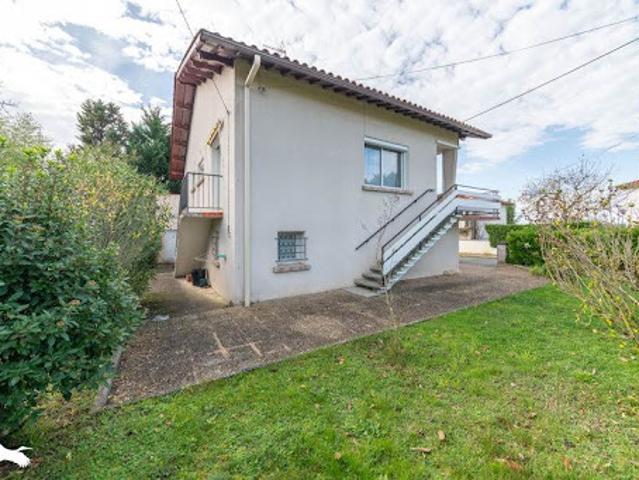 Vente Maison 7 pièces 204 m2 Montayral