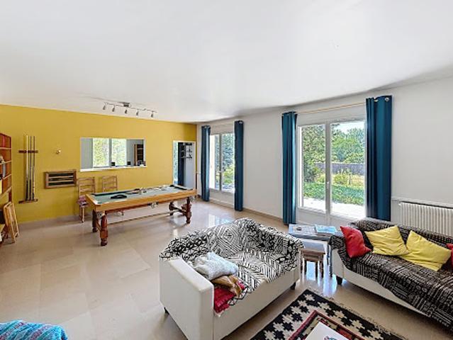 Vente Maison 7 pièces 204 m2 Montholon