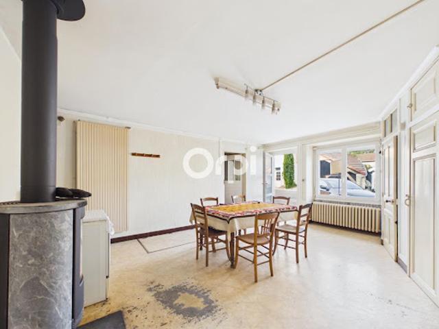 Vente Maison 7 pièces 204 m2 Etival