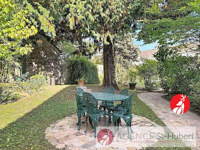 Vente Maison 7 pièces 204 m2 Fontainebleau