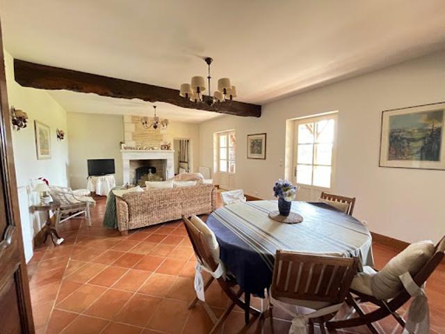 Vente Maison 7 pièces 204 m2 Lavergne