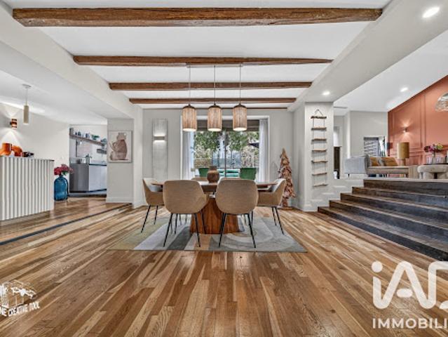 Vente Maison 7 pièces 204 m2 Pouilly