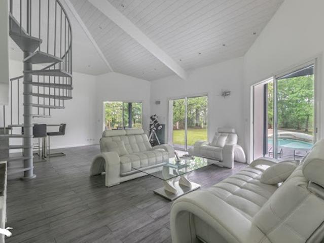 Vente Maison 7 pièces 205 m2 Belin Béliet