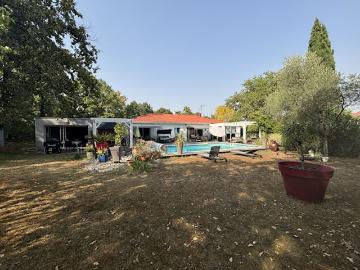 Vente Maison 7 pièces 205 m2 Carbon Blanc