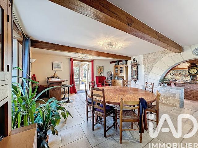 Vente Maison 7 pièces 205 m2 Chevanceaux