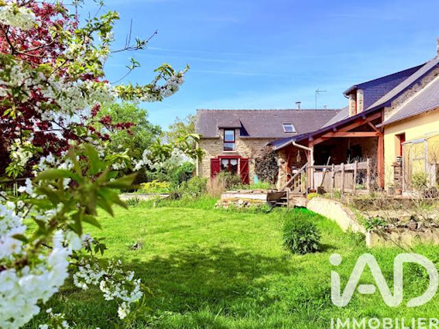 Vente Maison 7 pièces 205 m2 Saint Senoux