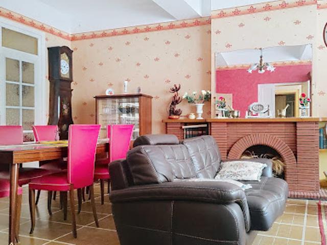 Vente Maison 7 pièces 206 m2 L'Isle Jourdain