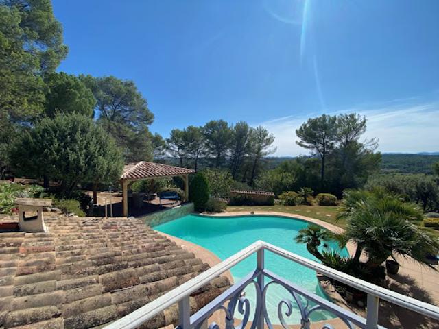 Vente Maison 7 pièces 206 m2 Lorgues