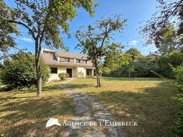 Vente Maison 7 pièces 206 m2 Rueil Malmaison