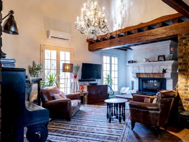 Vente Maison 7 pièces 206 m2 Ronquerolles