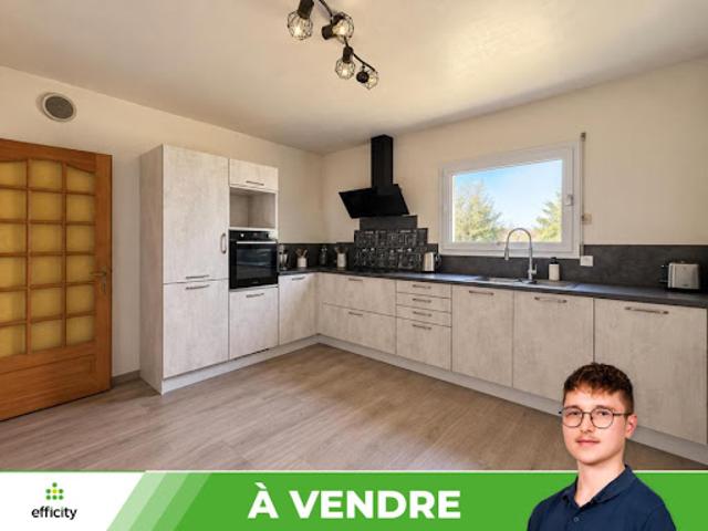 Vente Maison 7 pièces 206 m2 Thénezay