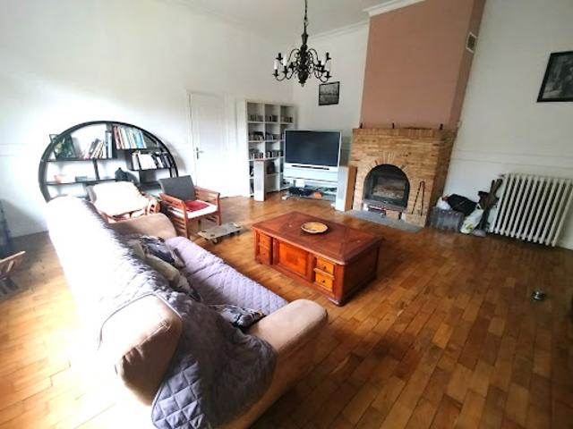 Vente Maison 7 pièces 207 m2 Bosmie l'Aiguille