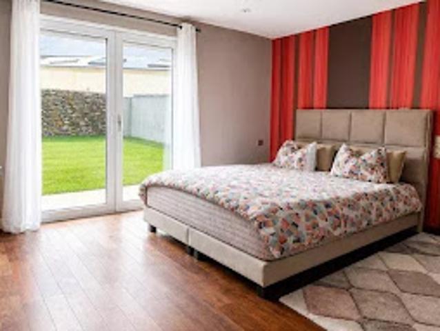Vente Maison 7 pièces 207.07 m2 Saint sebastien sur loire