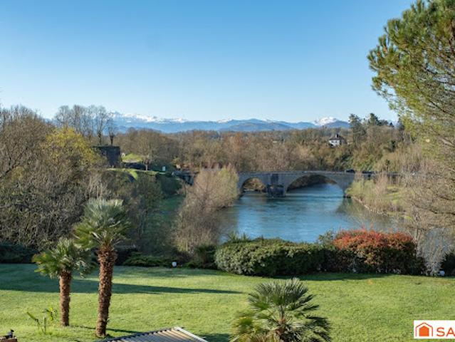 Vente Maison 7 pièces 208 m2 Navarrenx