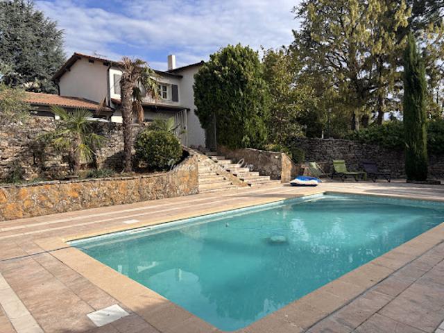 Vente Maison 8 pièces 208 m2 Saint Cyr au Mont d'Or
