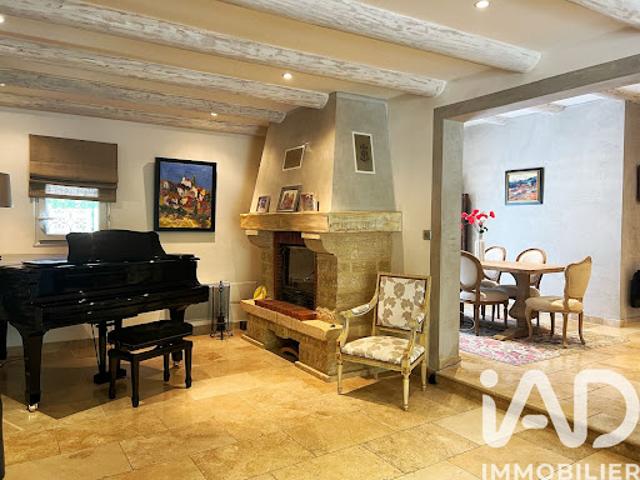 Vente Maison 7 pièces 209 m2 Mollégès