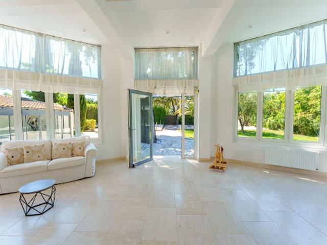 Vente Maison 7 pièces 209 m2 Castries