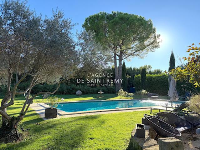 Vente Maison 7 pièces 209 m2 Saint Rémy de Provence