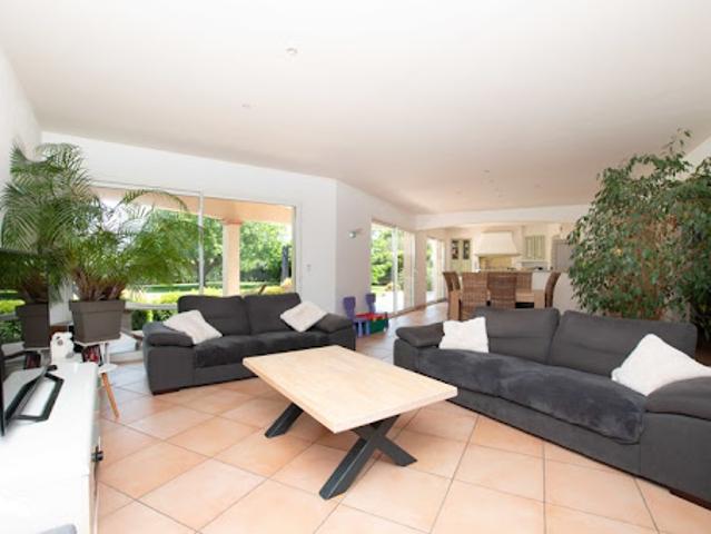 Vente Maison 7 pièces 209 m2 Carbonne