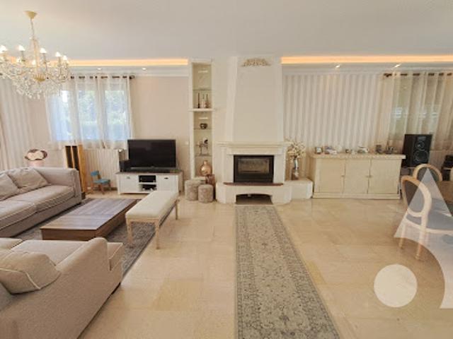 Vente Maison 7 pièces 200 m2 Magny les Hameaux