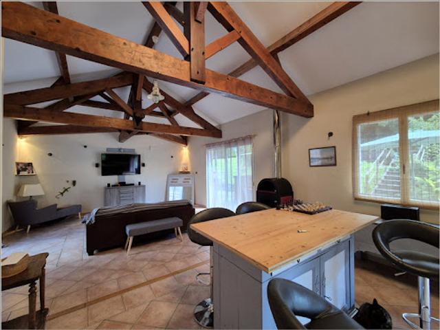 Vente Maison 7 pièces 200 m2 Moncrabeau