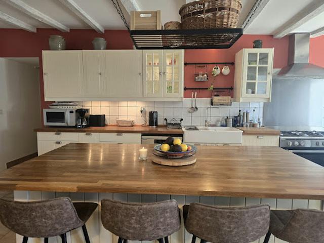 Vente Maison 7 pièces 200 m2 Montboyer