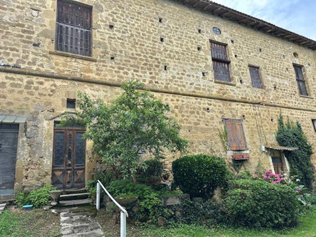 Vente Maison 7 pièces 200 m2 Bassoues