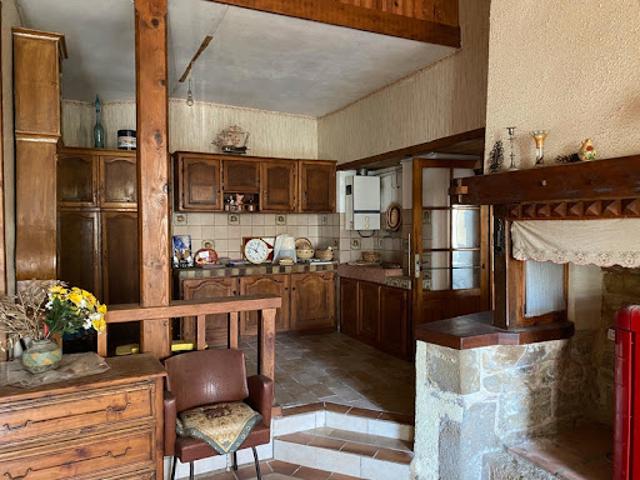 Vente Maison 7 pièces 200 m2 Bassoues