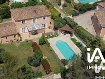 Vente Maison 7 pièces 200 m2 Belcodène