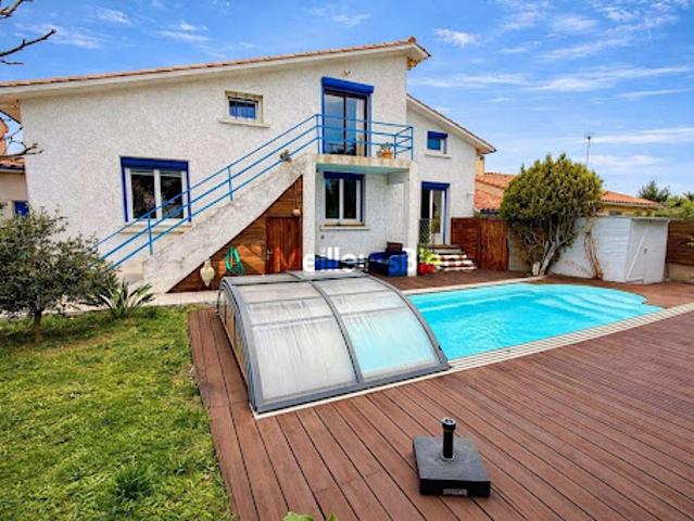 Vente Maison 7 pièces 200 m2 Bompas