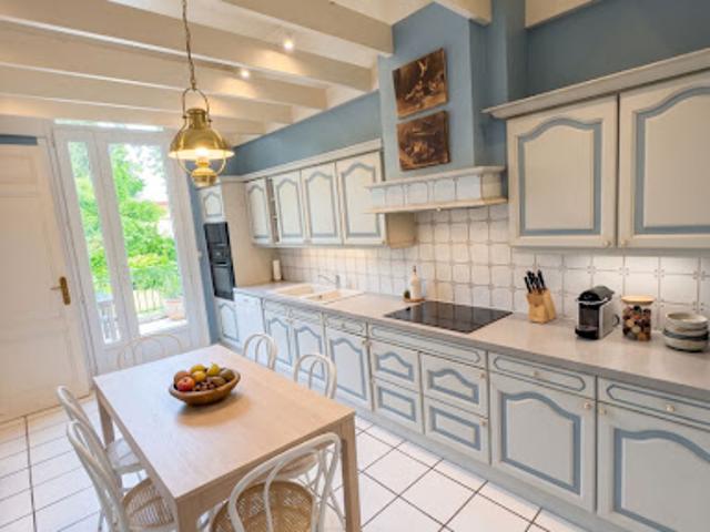 Vente Maison 7 pièces 200 m2 Castelnau de Médoc