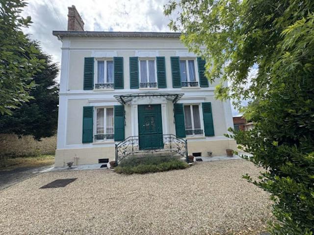 Vente Maison 7 pièces 200 m2 Chailly en Bière