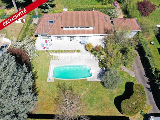 Vente Maison 7 pièces 200 m2 Charbonnières les Bains