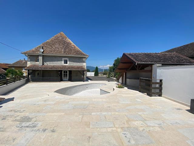 Vente Maison 7 pièces 200 m2 Les Avenières