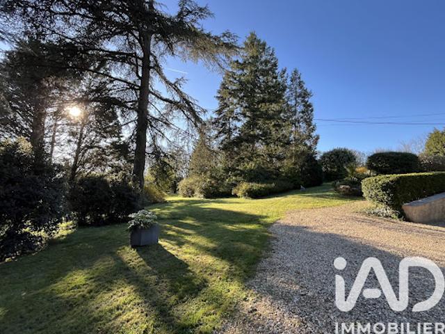 Vente Maison 7 pièces 200 m2 Ruffec