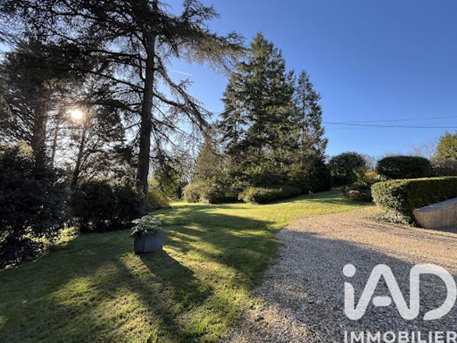 Vente Maison 7 pièces 200 m2 Ruffec