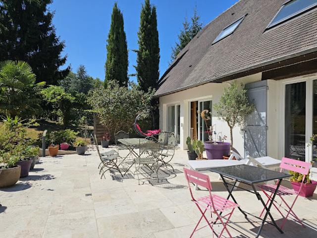 Vente Maison 7 pièces 200 m2 Saint Germain de Pasquier