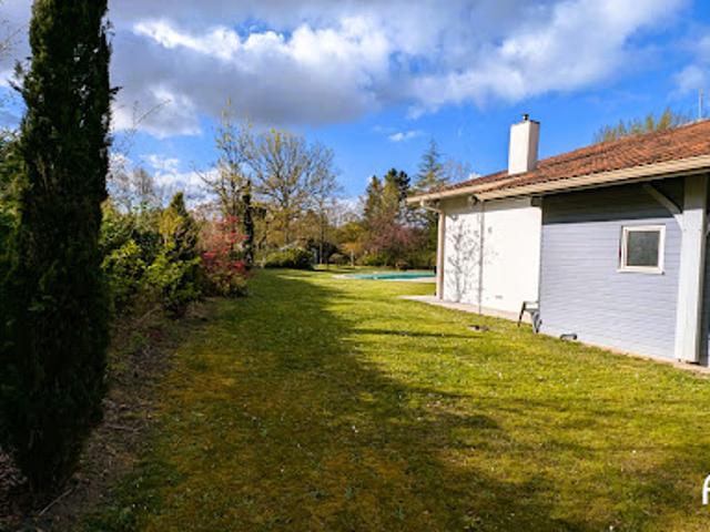 Vente Maison 7 pièces 200 m2 Saint Sulpice et Cameyrac