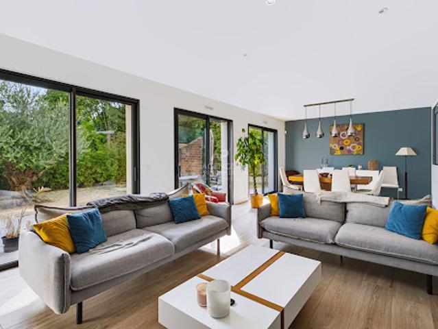 Vente Maison 7 pièces 200 m2 Sevres