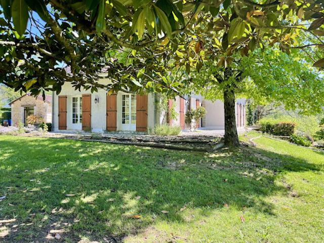 Vente Maison 7 pièces 200 m2 Villamblard