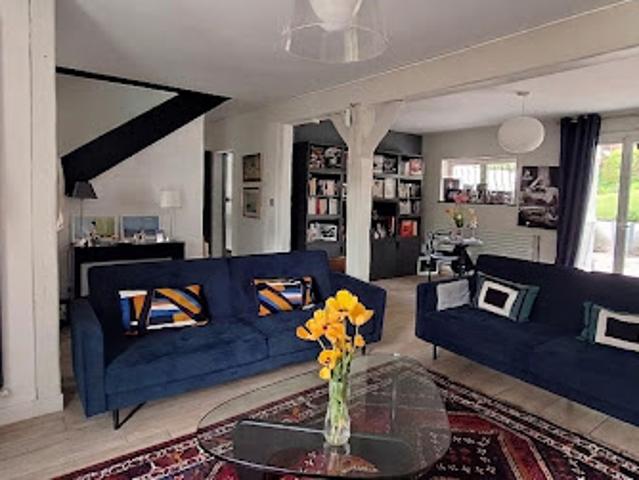 Vente Maison 7 pièces 200 m2 Crepy en valois