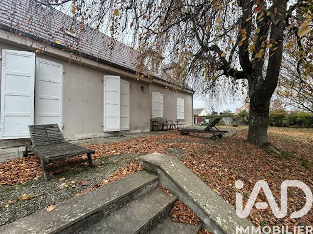 Vente Maison 7 pièces 201 m2 Châtenoy le Royal